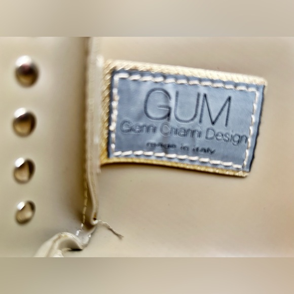 GUM Gianni Chiarini Gold Hand Purse - Picture 8 of 11
